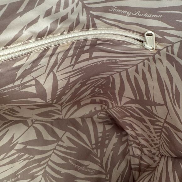 Tommy Bahama cheetah print purse bag - Picture 9 of 10